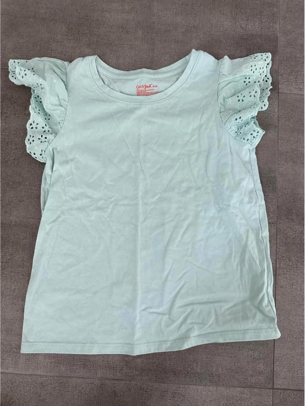 Girls • 8 • Cat & Jack Mint Green Eyelet Sleeve Top Size M (8)